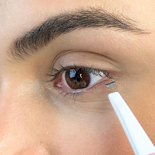 Auge mit Magnet